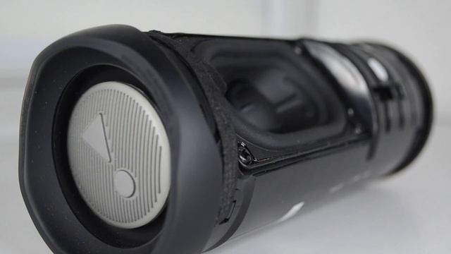 Колонка JBL FLIP 5 LFM 60% Bass Test РЕАКЦИЯ НА ПЕСНИ РЕШАЙ САМ смотреть онлайн
