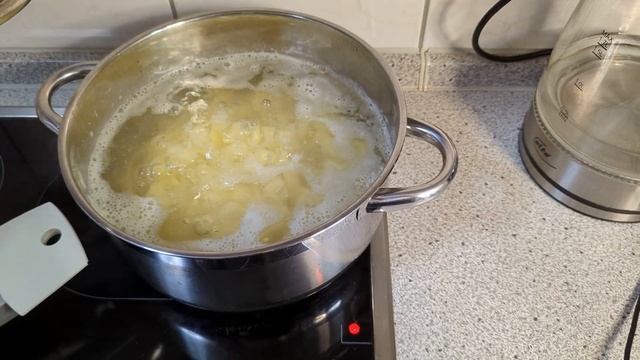 Готовлю грибной суп.(Опята) смотреть онлайн