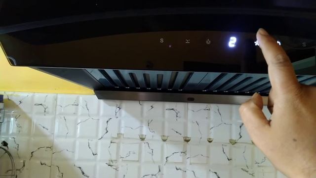 Overview of Elica WDAT HAC 60 MS NERO Auto Clean Wall Mounted Chimney (1200 CMH) with Baffle filter смотреть онлайн