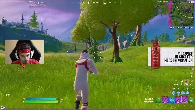I ended a CRAZY Solo VS Squads game with a TRICKSHOT! смотреть онлайн