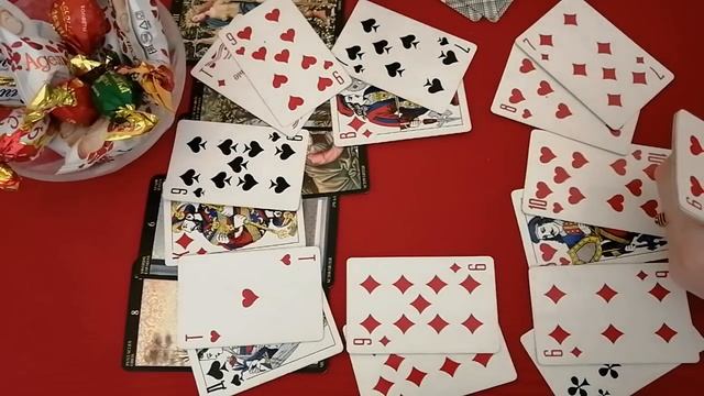 Что ждет червовую даму в ближайшие дни? Приглашаю Вас на ОБУЧЕНИЕ ТАРО смотреть онлайн