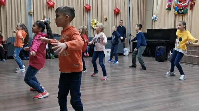 Клуб Альфа - новогодний вечер 4 смотреть онлайн