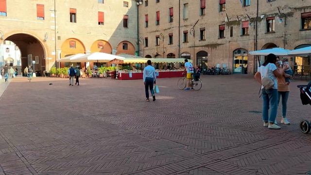 Расслабленная Феррара, центр. ИТАЛИЯ. Прогулка по городу. Стритстайл смотреть онлайн