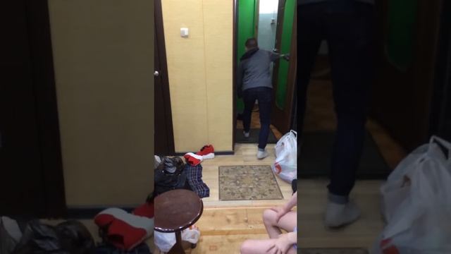 Сын пришёл из армии, Бигль встречает смотреть онлайн