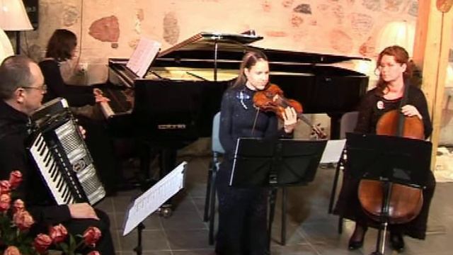 Oblivion, Libertango (A.Piazzolla) смотреть онлайн
