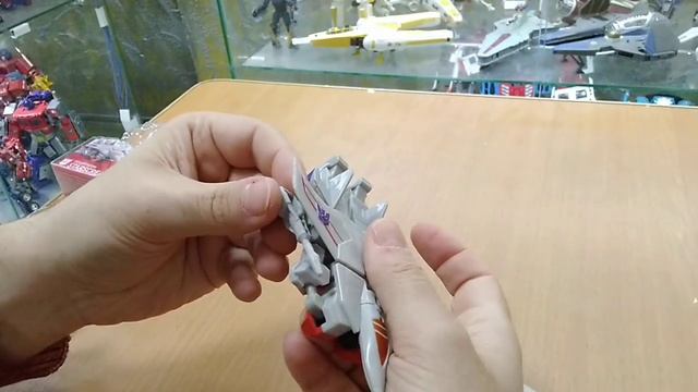 Обзор трансформера Starscream - Generations. Музей роботов-трансформеров.