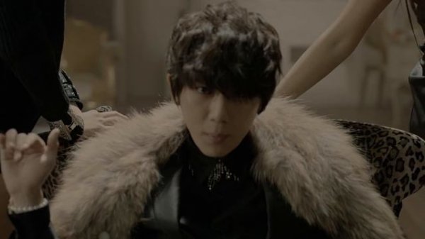 Trouble Maker 'Trouble Maker' M/V