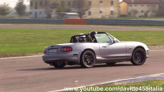 Mazda MX-5 track invasion: NA, NB, NC & ND - Sideways and fast driving смотреть онлайн