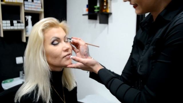 Макияж в Yarkov Club Ярославль выполняет MakeUp Artist Ангелина Бадьярова смотреть онлайн