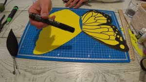 Как сделать огромную объемную бабочку из фоамирана и изолона Huge butterfly from foamiran and isolo