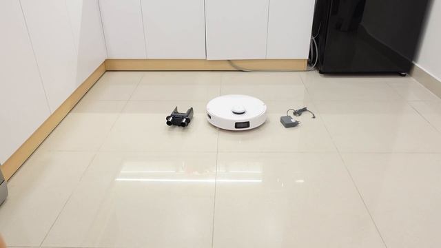 Deebot trở lại - lợi hại hơn: Có giặt sấy giẻ, AI camera | Deebot T10 Turbo смотреть онлайн