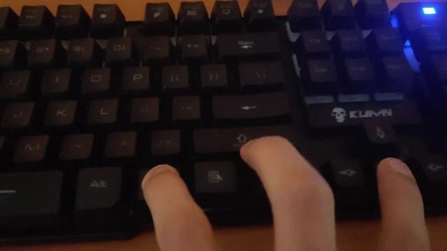 Cómo prender la iluminación de un teclado gamer | Teclado RGB смотреть онлайн