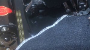 Китайский оверлок FN 2-7. Работа после небольшого ремонта и настроек......