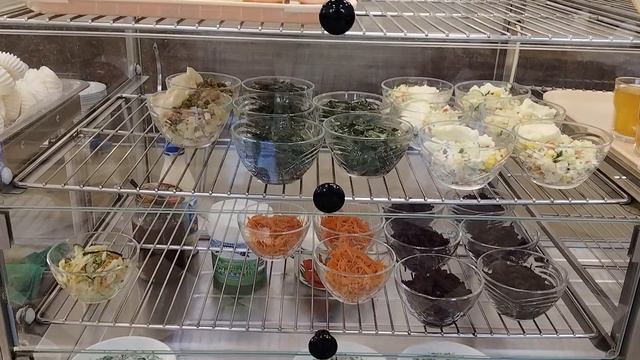 Гостевой дом АЗОВ в Кучугурах! Обзор центрального пляжа и гостиницы! смотреть онлайн