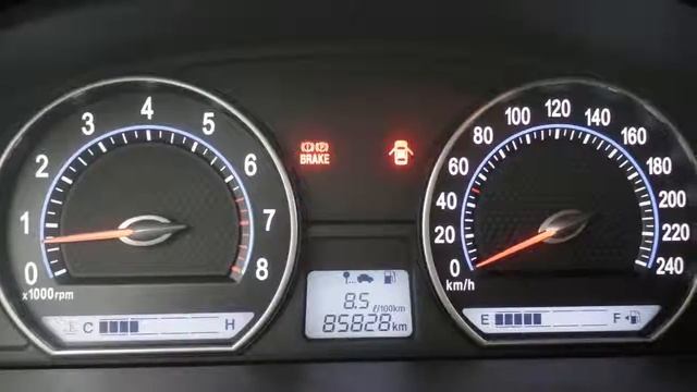 Kia Magentis 2.0 CVVT X-ecutive Navi смотреть онлайн