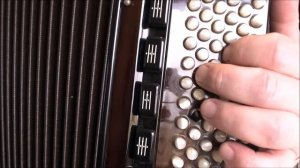 Разбор на баяне-УРАЛЬСКАЯ РЯБИНУШКА с текстом