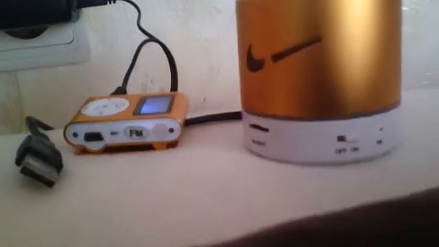 Плеер и колонка смотреть онлайн