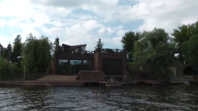На Москве реке. 2012 год.Июль. смотреть онлайн