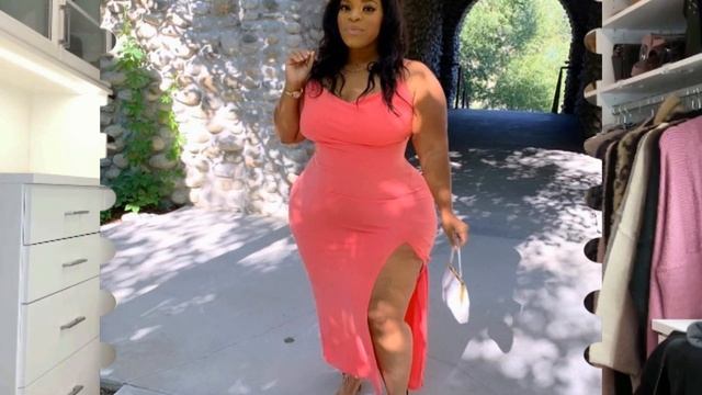 plus size model Summer models suitable for the evening and Fashion ideas and tips смотреть онлайн