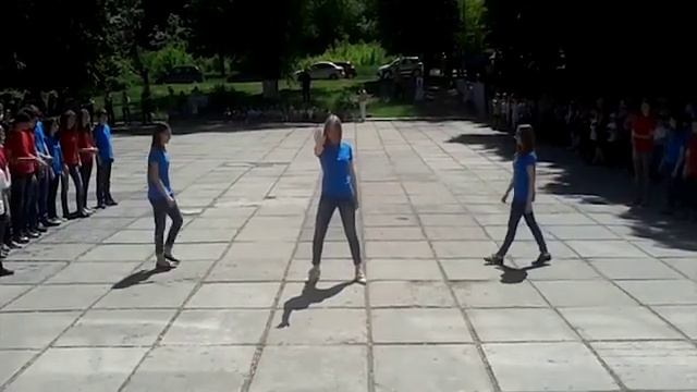 Флеш-моб 8а, 8б, 5а, 2в классы смотреть онлайн