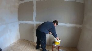 Короед. Декоративная штукатурка из обычной шпаклёвки. Каркасный дом своими руками ч40.