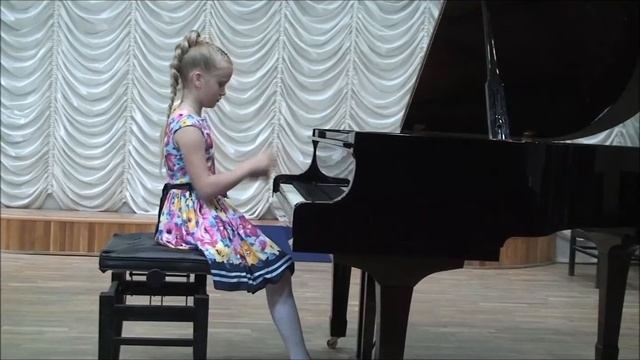 И.С. Бах Ария соль минор; П. И, Чайковский Мазурка смотреть онлайн