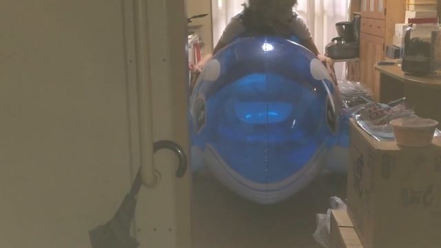 inflatable whale 3m pop смотреть онлайн