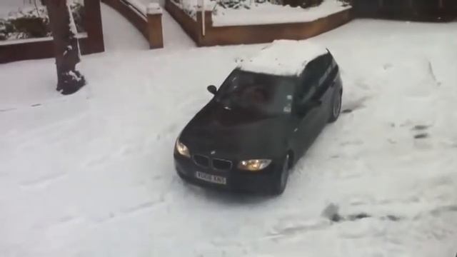 Девушки застряла на ровном месте Плачевный финал! смотреть онлайн