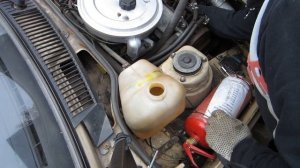 Таврия ЗАЗ 1102 замена патрубков СО и заливаю тосол перед зимой