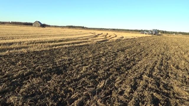 New Holland T8030 - Lemken Karat 9/500 KUA смотреть онлайн