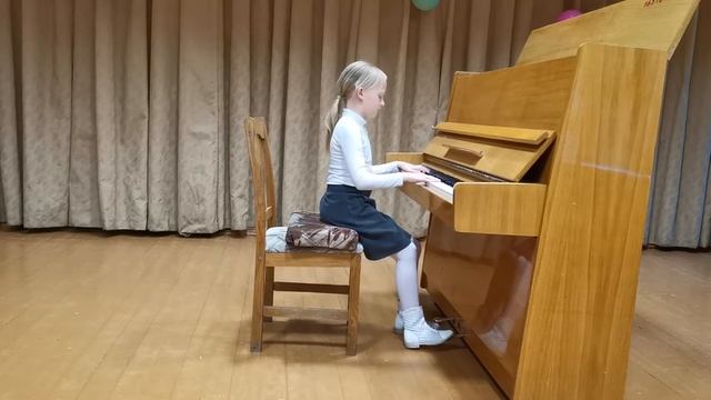 А. Добронравов. Как упоительны в России вечера. Исп. Широкая Мария смотреть онлайн