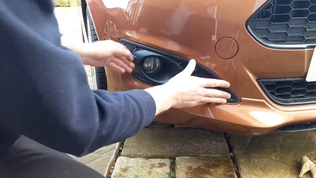 Ford Fiesta 2013-2017 fitting front lamp fog cower. смотреть онлайн