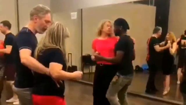 ??❤"На Тренировке у Gervasio Cabral Almada"❤??Школа Танцев "Dance First".mp4 смотреть онлайн