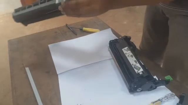 Membersihkan drum TN-B022 | Brother DCP-7535DW смотреть онлайн