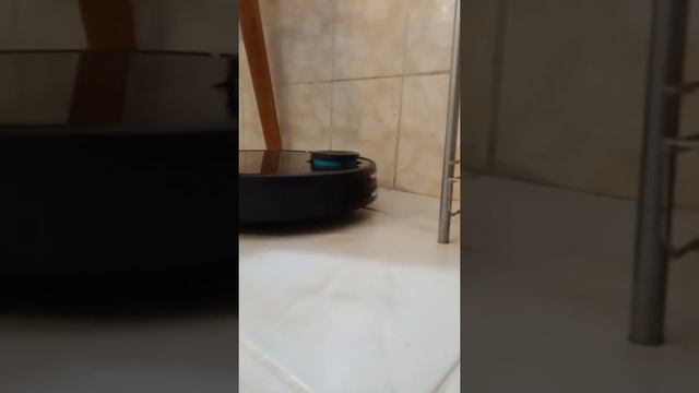 Viomi V3 robot süpürge engellerle karşılaşınca süpürme yapıyor mu?? смотреть онлайн