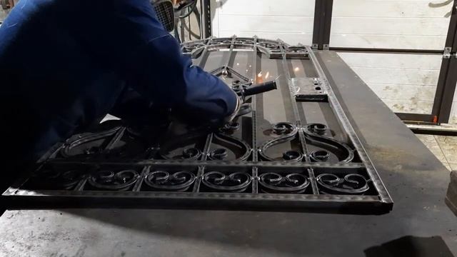 Калитка ,с элементами холодной ковки . смотреть онлайн