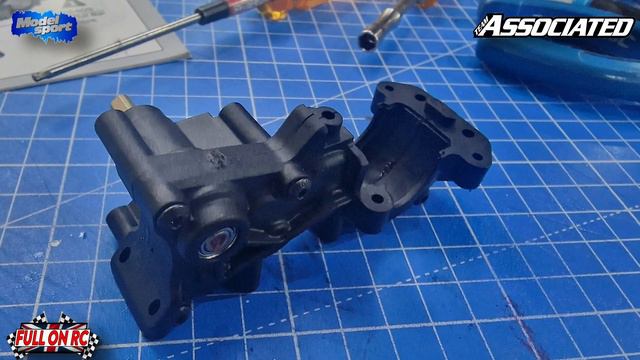 New RC car to the channel. The new Team Associated RC10B7 Team Kit. Join me as I build it. смотреть онлайн