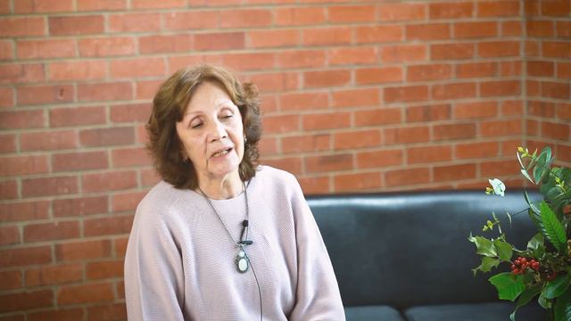 "Мне дали жить полтора года ..." . Может ли кто-то отменить диагноз смерти? Интервью из Австралии. смотреть онлайн