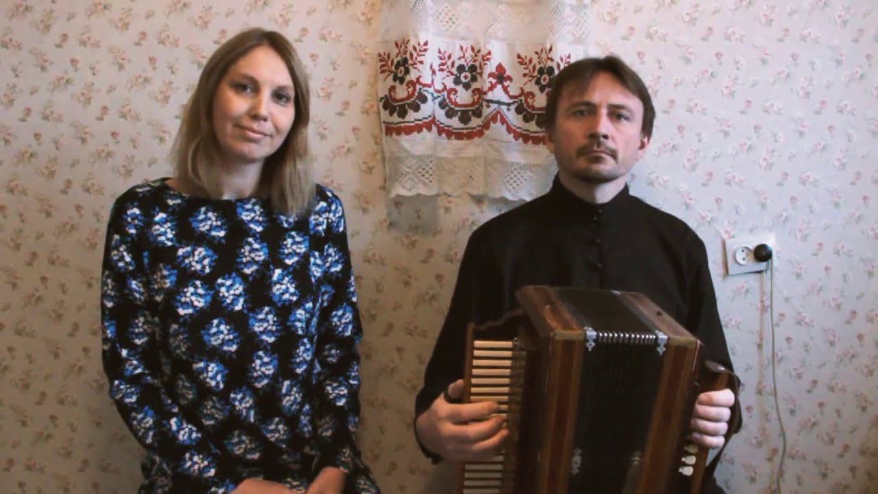 Зоя КРЕЧЕТ и Владимир ЮРЬЕВ (елецкая рояльная гармонь) "КАТЮША" смотреть онлайн