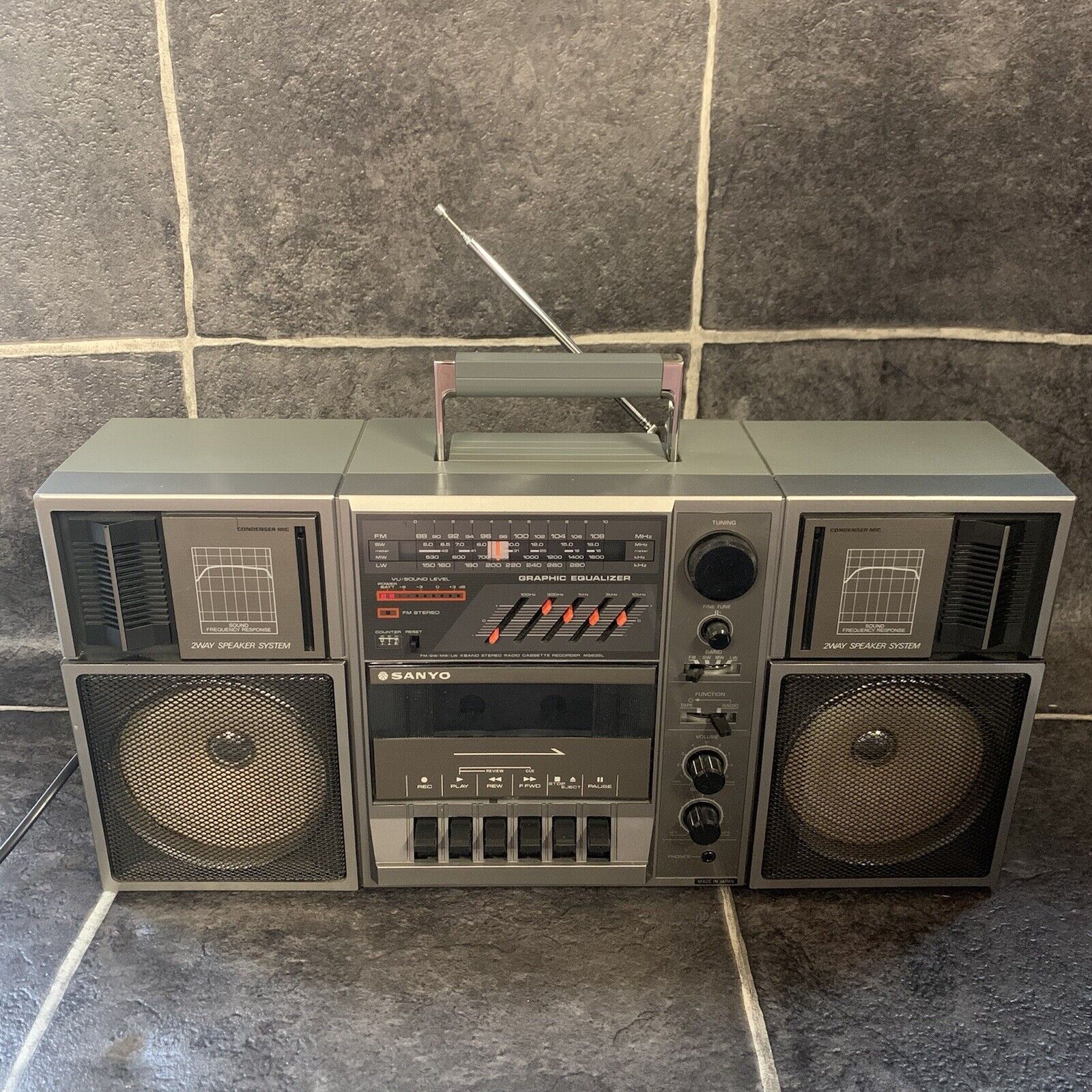 Sanyo M 9835L Stereo Cassette Recorder Boom Box Ghetto Blaster-ЯПОНИЯ.