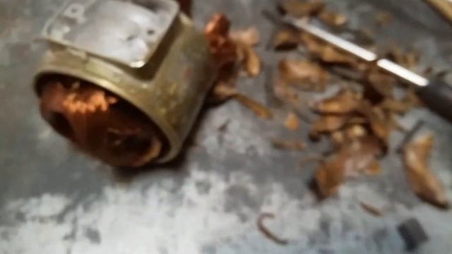 Сколько меди в электродвигателе? Лайфхак, как извлечь обмотку из двигателя. смотреть онлайн