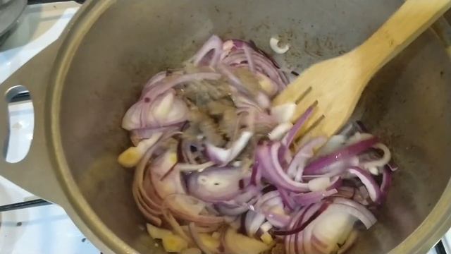 МЯСО ПО-ГОРСКИ, ОБЯЗАТЕЛЬНО ПРИГОТОВЬТЕ, ОЧЕЕЕНЬ ВКУСНООО смотреть онлайн