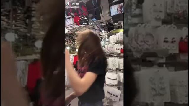Старые видео Юли Гаврилиной. Тик ток смотреть онлайн
