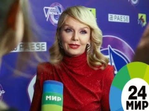 Акустический концерт Валерии - МИР 24 смотреть онлайн
