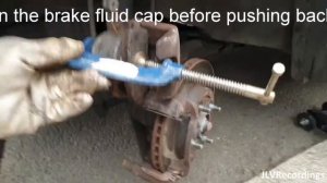 Suzuki Swift 4 (2017-2023) Front Brake Pad Replacement