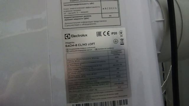 Мобильный кондиционер Electrolux EACM-8 CL/N3 смотреть онлайн