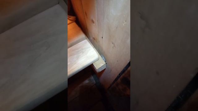Крепим к стене Парящие полки в Бане #баня #полки смотреть онлайн