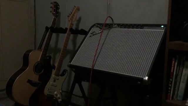 Playing on my Fender custom ‘68 Vibrolux Reverb with my Squier Supersonic vista series. смотреть онлайн