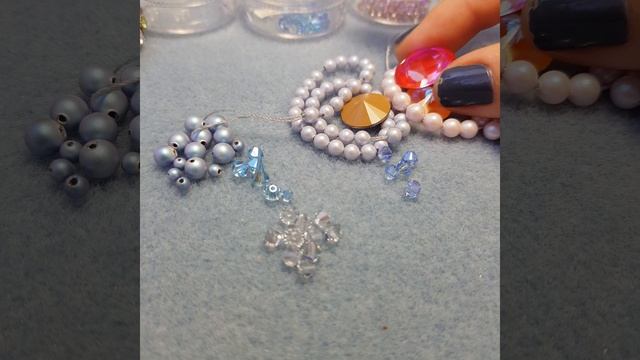 Сравнение цветов жемчуга и кристаллов Сваровски! смотреть онлайн