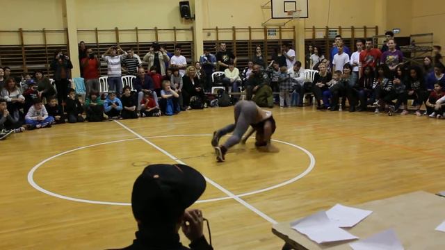 Bboy MG - killa Chypers Crew смотреть онлайн